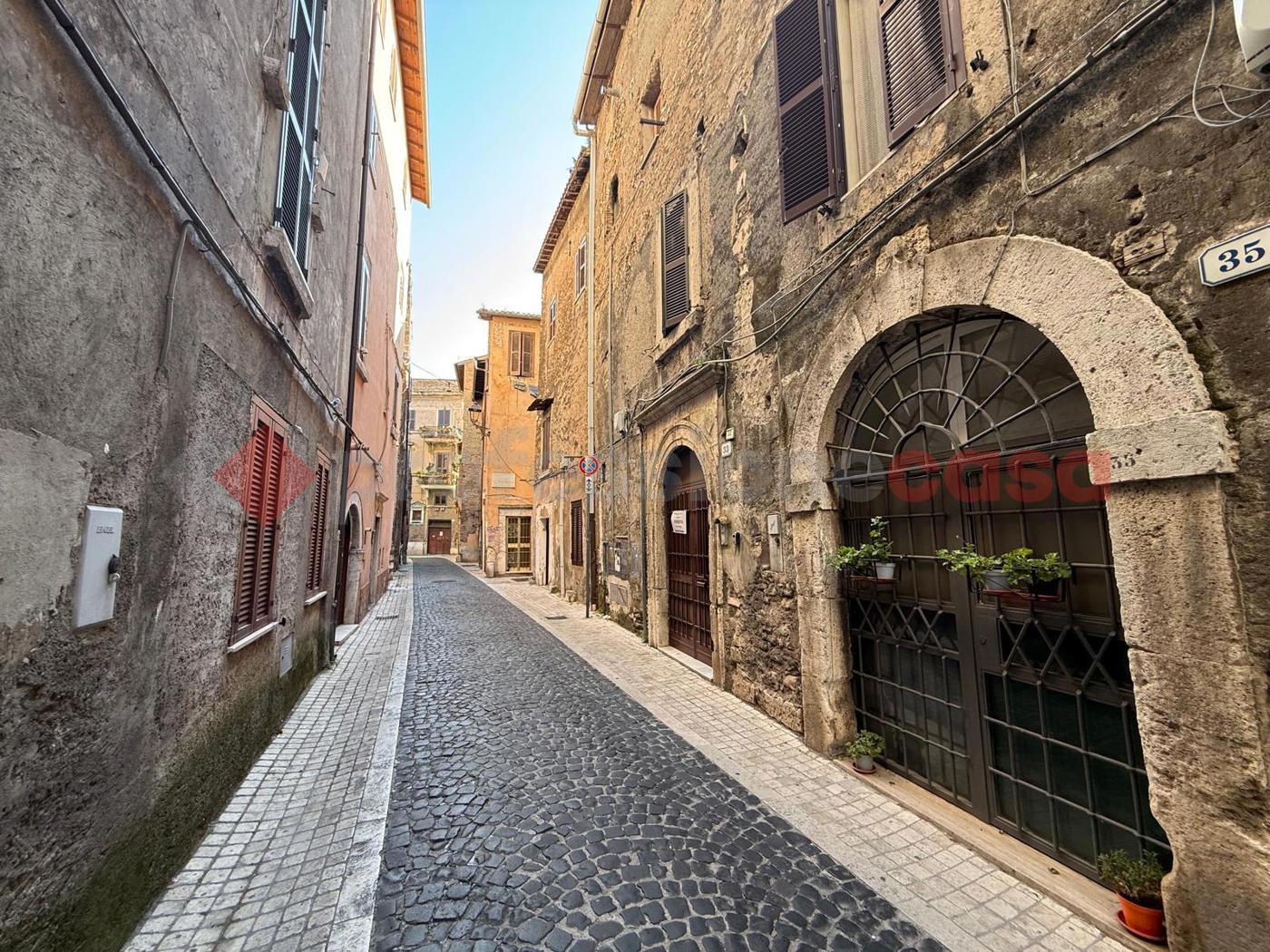 Bilocale in affitto a Tivoli