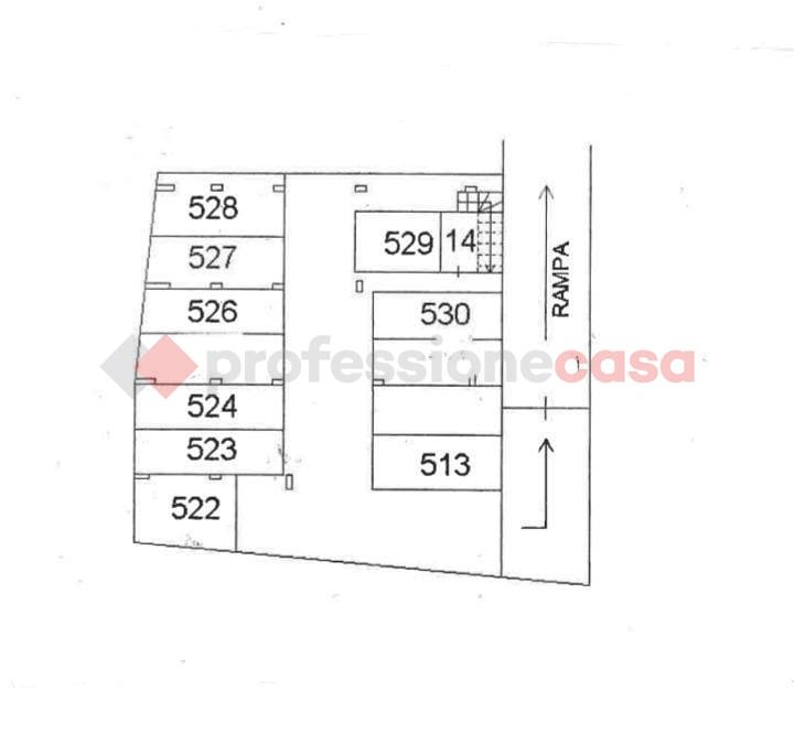 Box/Garage 15mq in vendita a Guidonia Montecelio