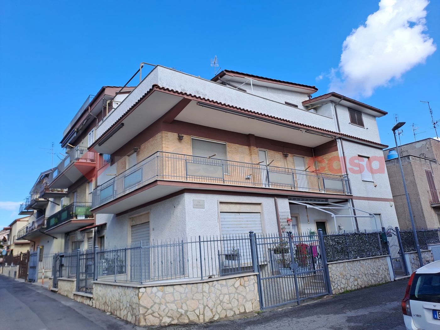 Quadrilocale arredato in affitto a Guidonia Montecelio