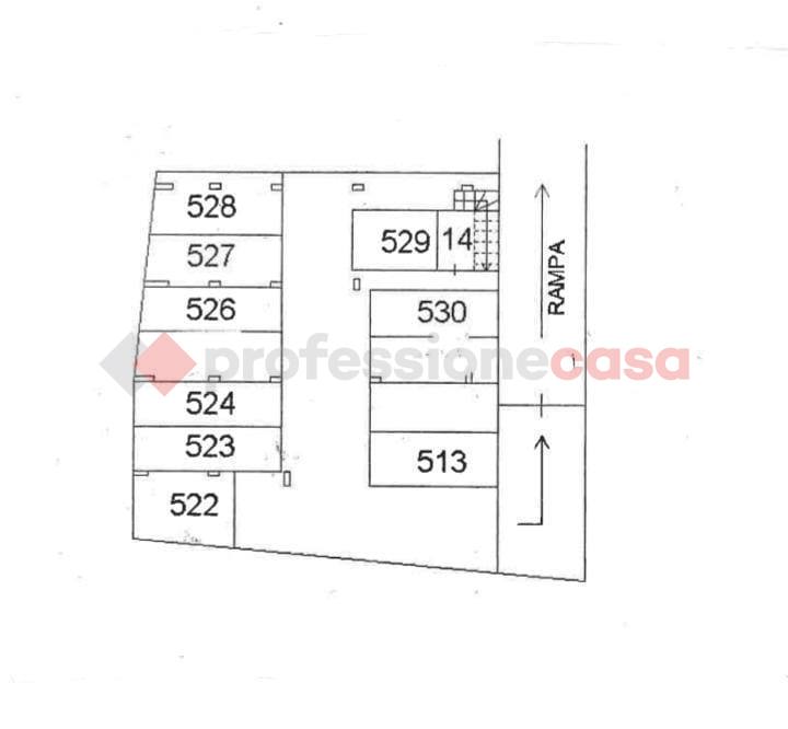 Box/Garage 15mq in affitto a Guidonia Montecelio