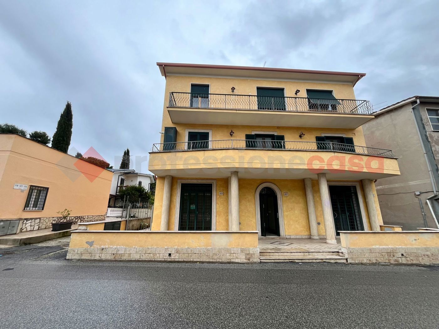 Negozio in affitto a Guidonia Montecelio