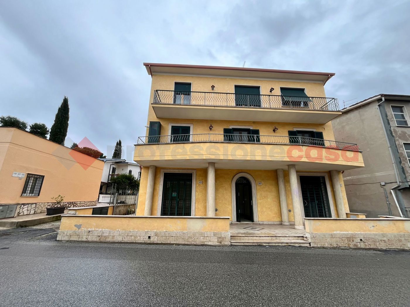 Negozio in affitto a Guidonia Montecelio