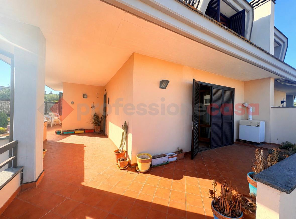 Villa Bifamiliare in vendita a Guidonia Montecelio