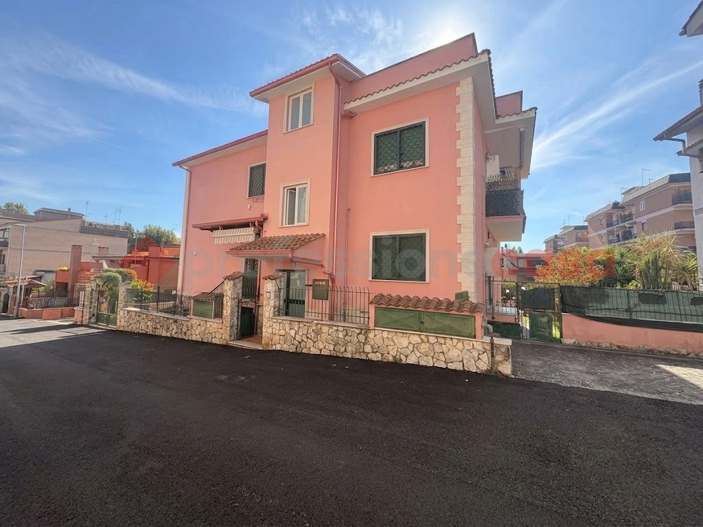 Bilocale in vendita a Guidonia Montecelio