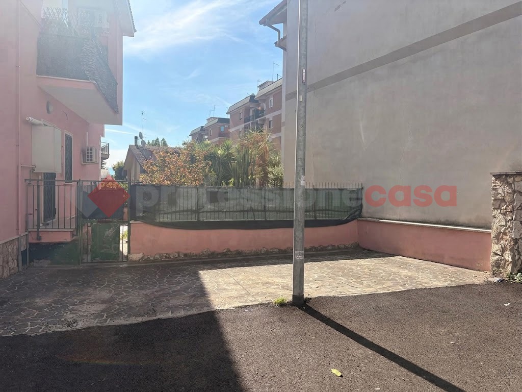 Bilocale in vendita a Guidonia Montecelio