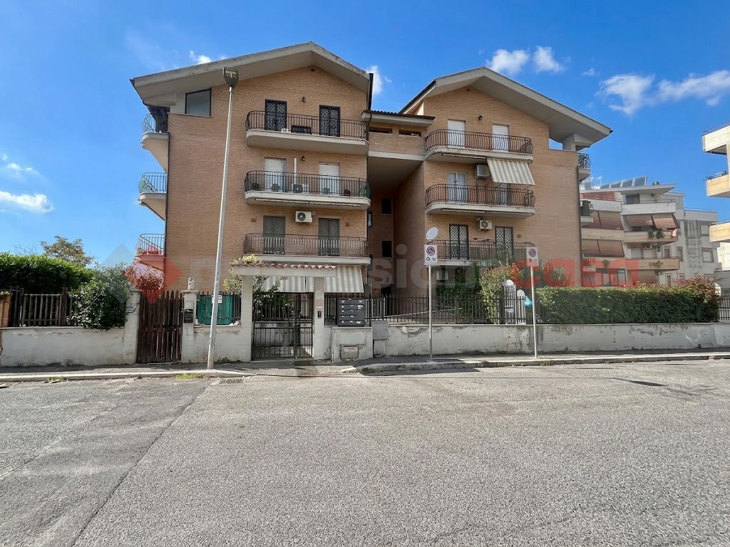 Trilocale ristrutturato a Guidonia Montecelio