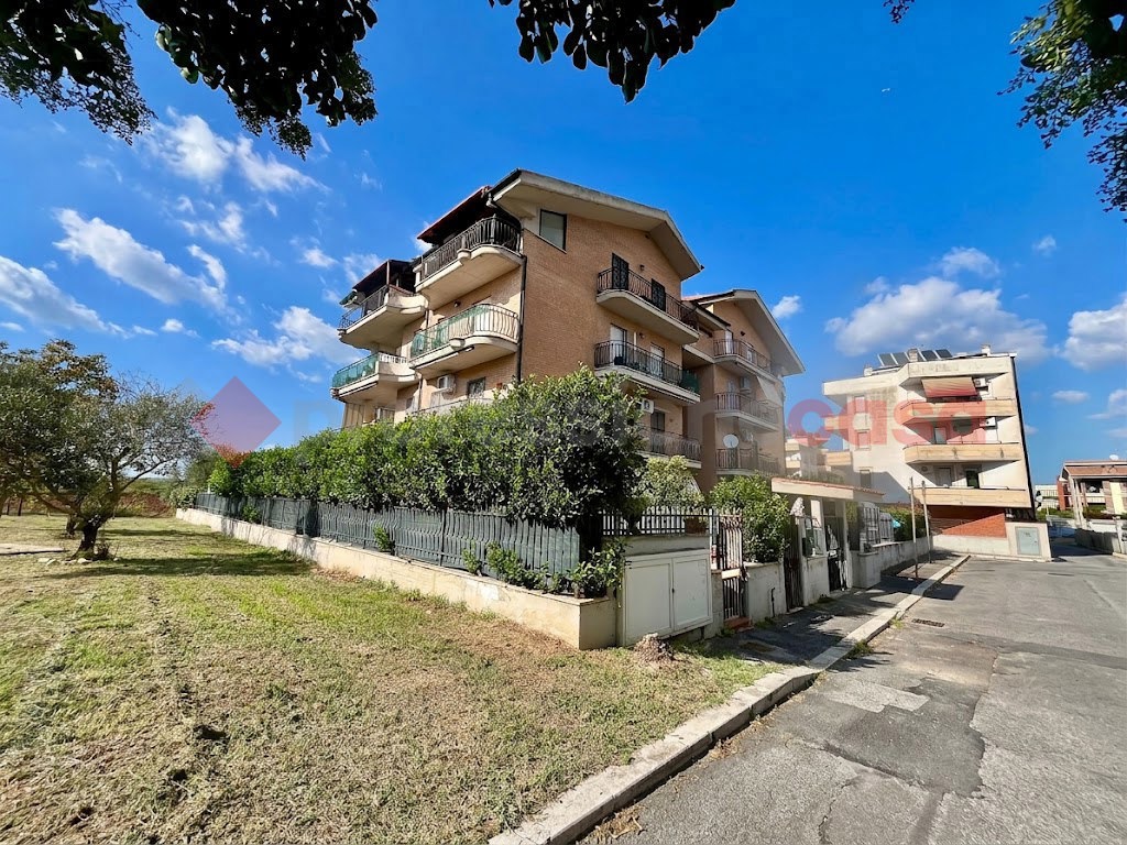 Trilocale ristrutturato a Guidonia Montecelio