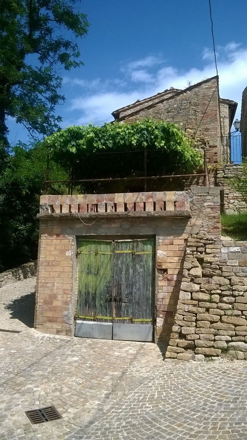 Rustici e Casali in vendita a Rotella, Poggio Canoso