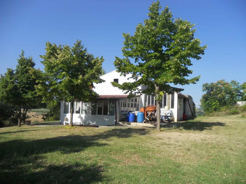 Rustici e Casali in vendita a Monteprandone