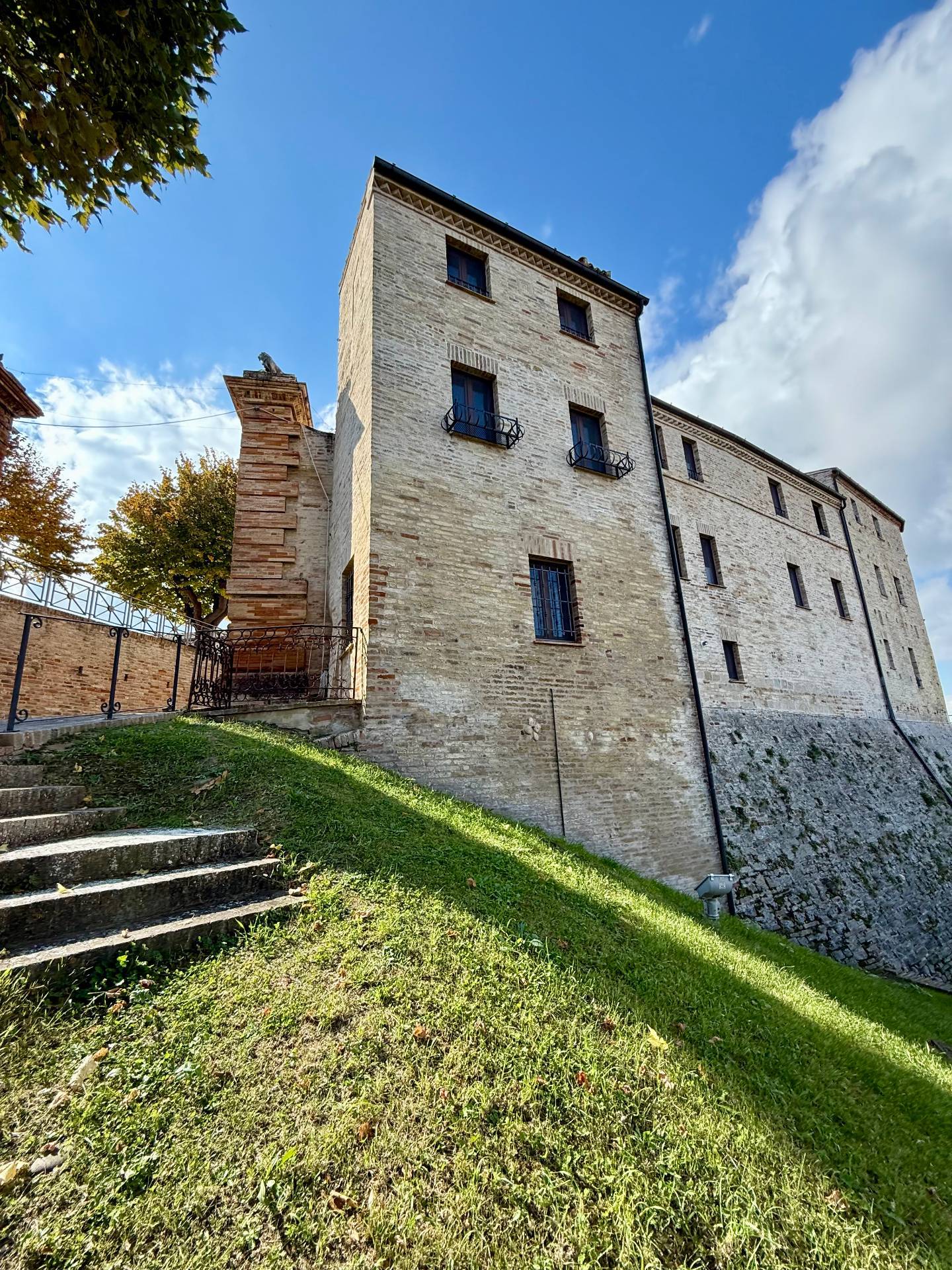 Centri Storici in vendita a Altidona