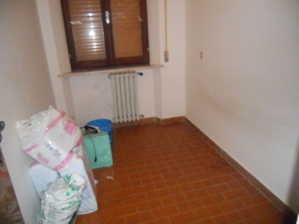 Rustici e Casali in vendita a Offida