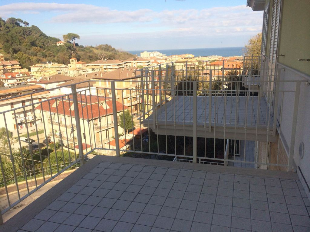 Appartamento in vendita a Cupra Marittima