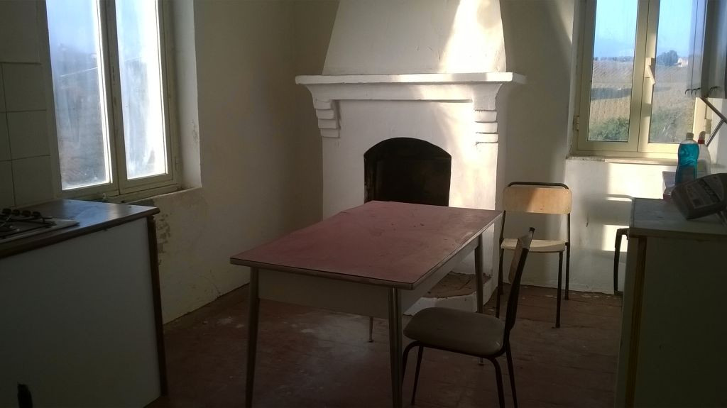 Rustici e Casali in vendita a Castorano