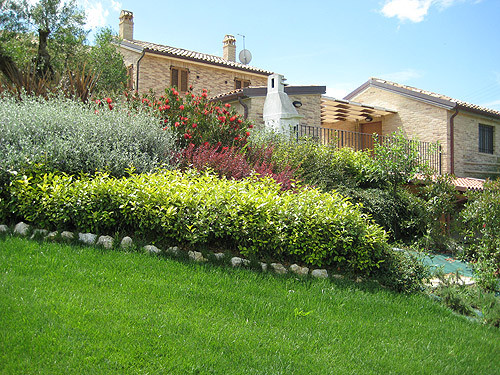 Rustici e Casali in vendita a Recanati