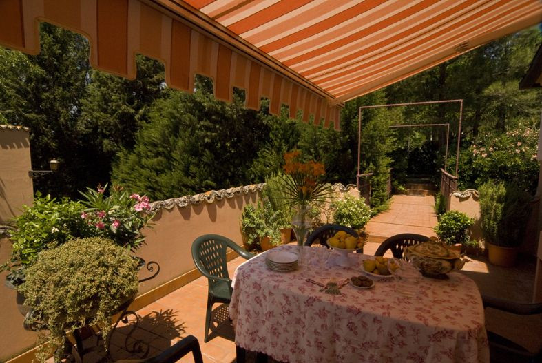 Rustici e Casali in affitto a Cossignano