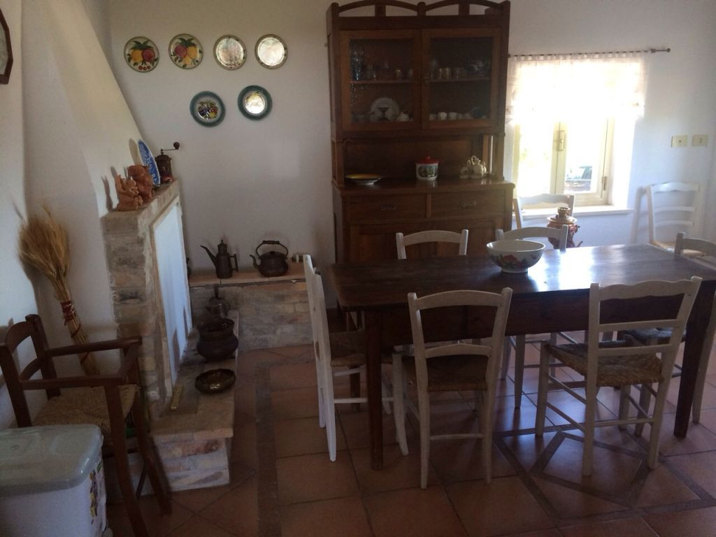 Rustici e Casali in affitto a Cupra Marittima