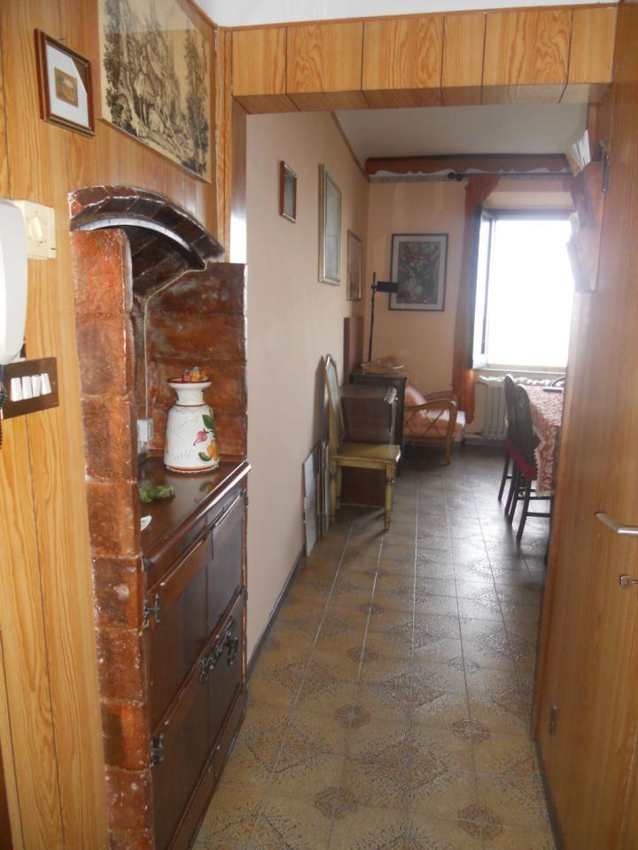 Centri Storici in vendita a Cossignano