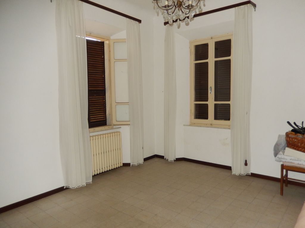 Rustici e Casali in vendita a Massignano