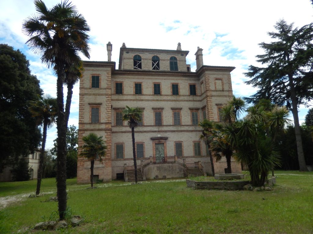 Ville di Prestigio in vendita a Porto Sant'Elpidio