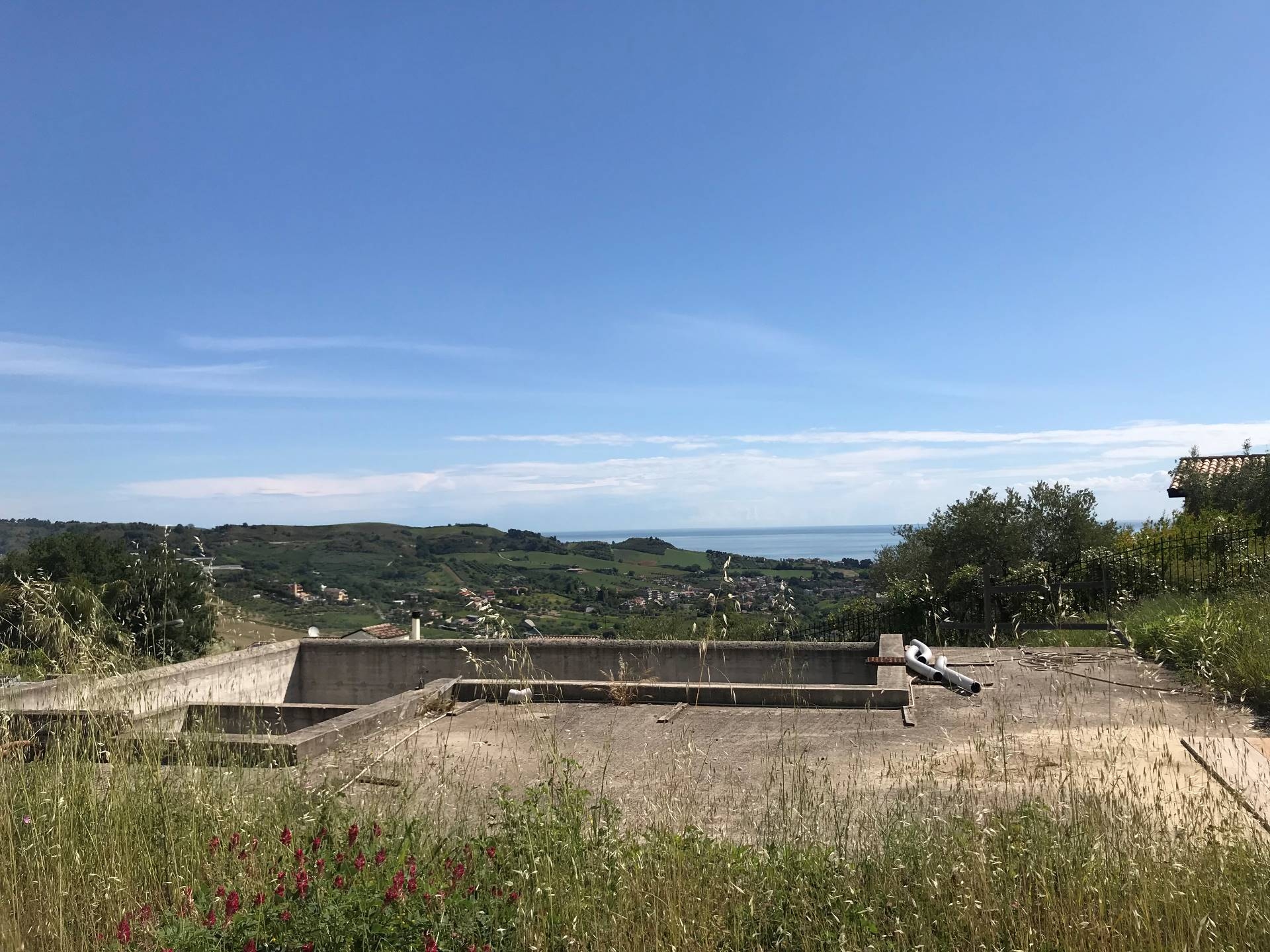 Ville di Prestigio in vendita a Acquaviva Picena