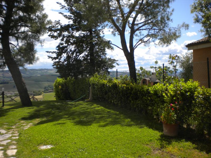 Rustici e Casali in affitto a Fermo