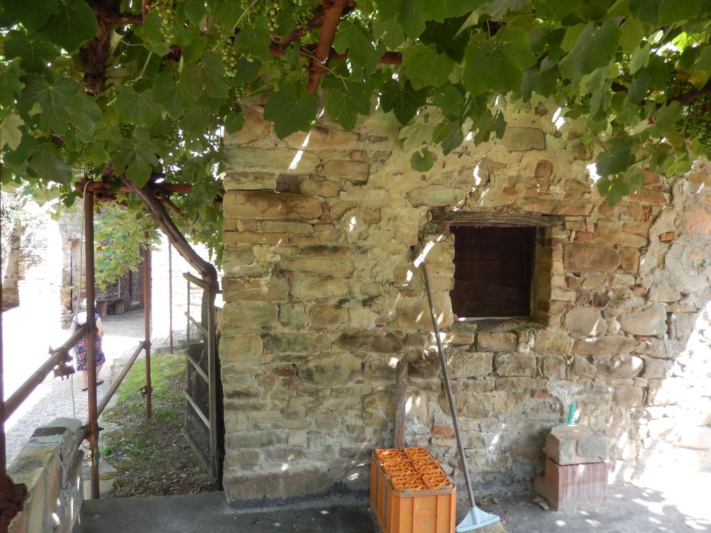 Rustici e Casali in vendita a Rotella, Poggio Canoso