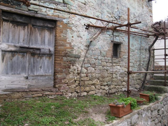 Rustici e Casali in vendita a Rotella, Poggio Canoso