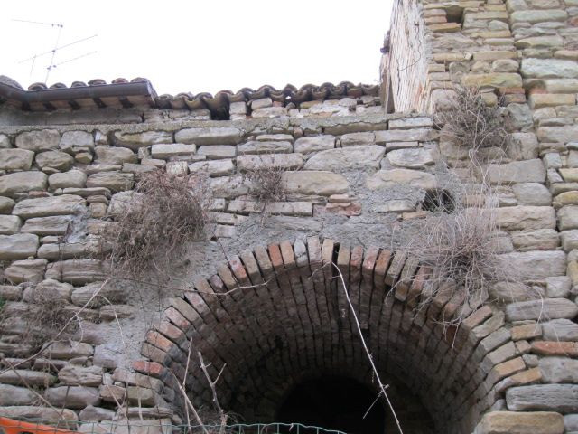 Rustici e Casali in vendita a Rotella, Poggio Canoso