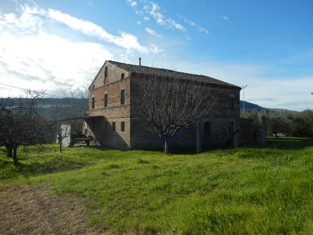 Rustici e Casali in vendita a Moresco
