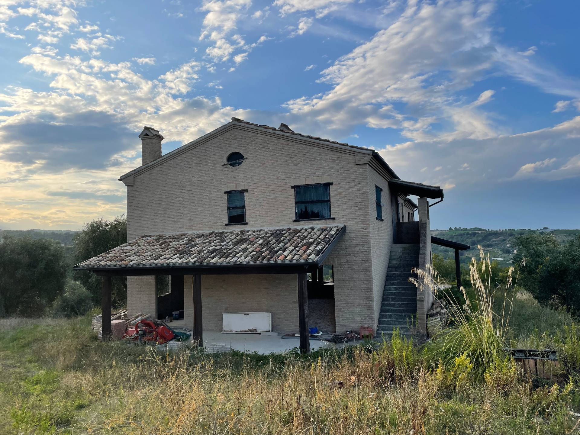Rustici e Casali in vendita a Cupra Marittima