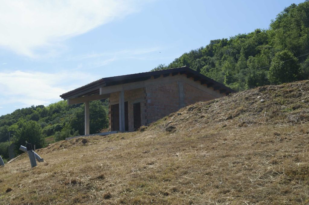 Rustici e Casali in vendita a Montefiore dell'Aso, Aso