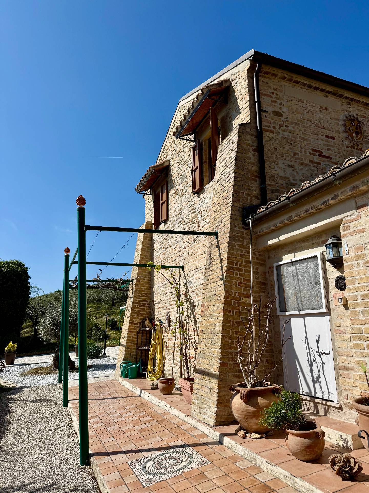 Rustici e Casali in vendita a Offida