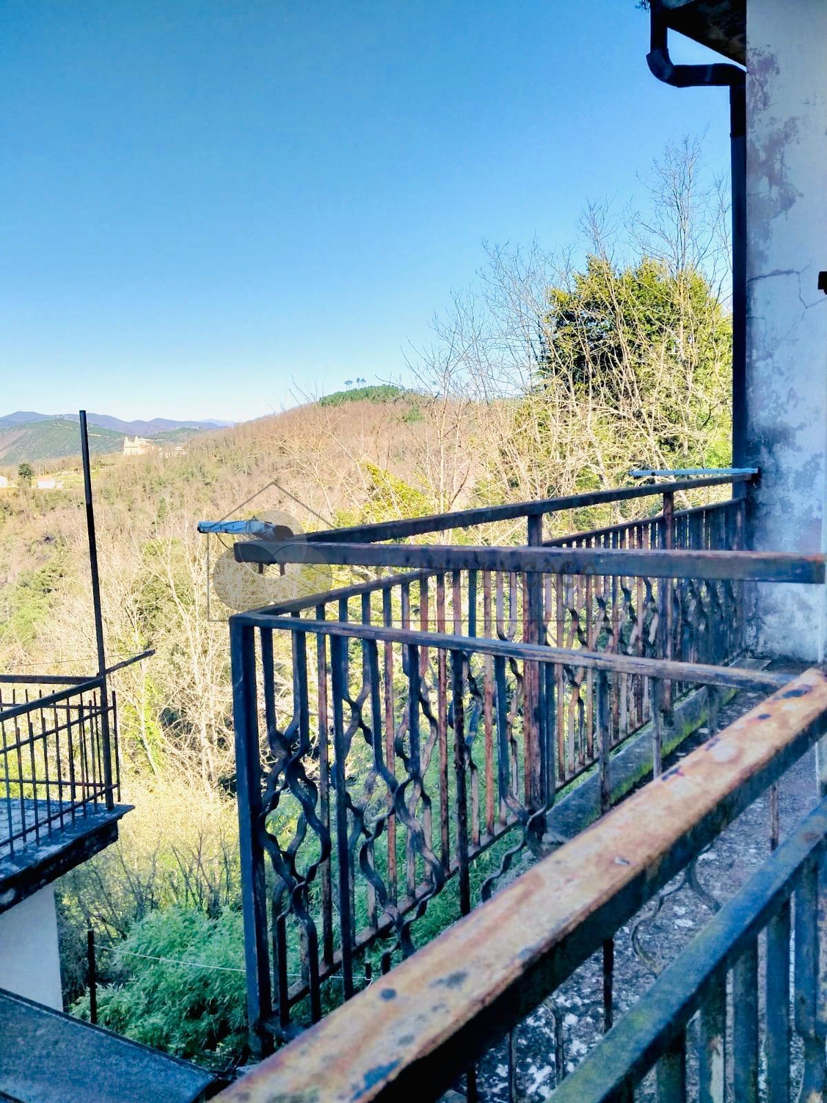 Rustico da ristrutturare in via rocchetta 2b, Borghetto di Vara