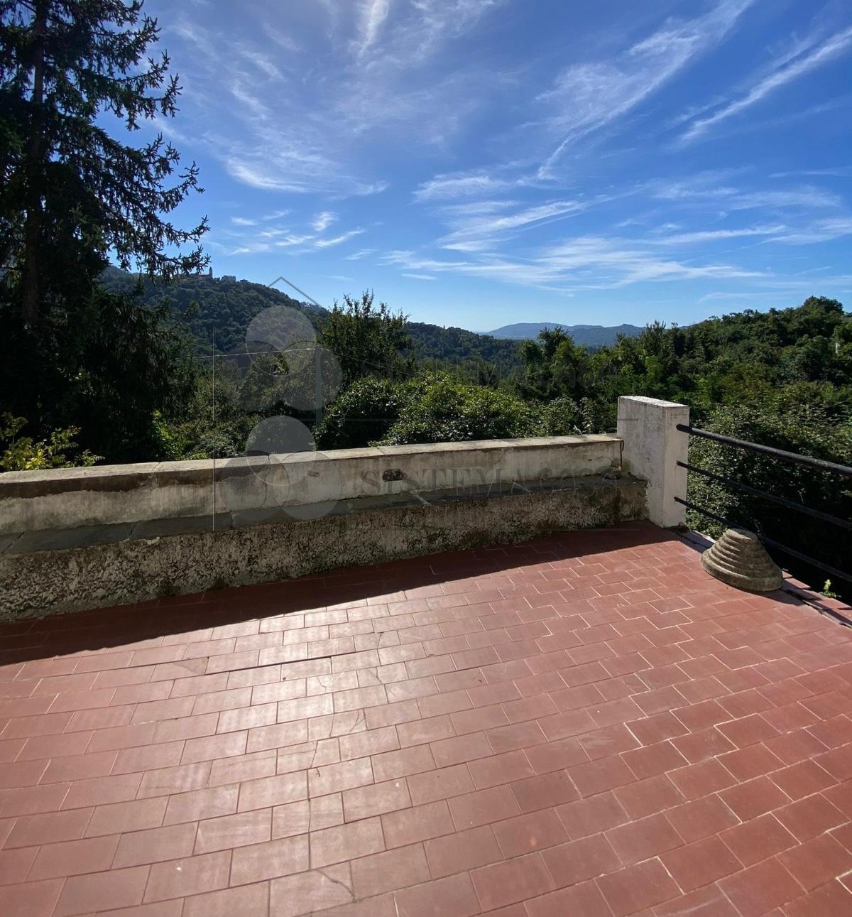 Casa indipendente con giardino in via pegui 1, Calice al Cornoviglio