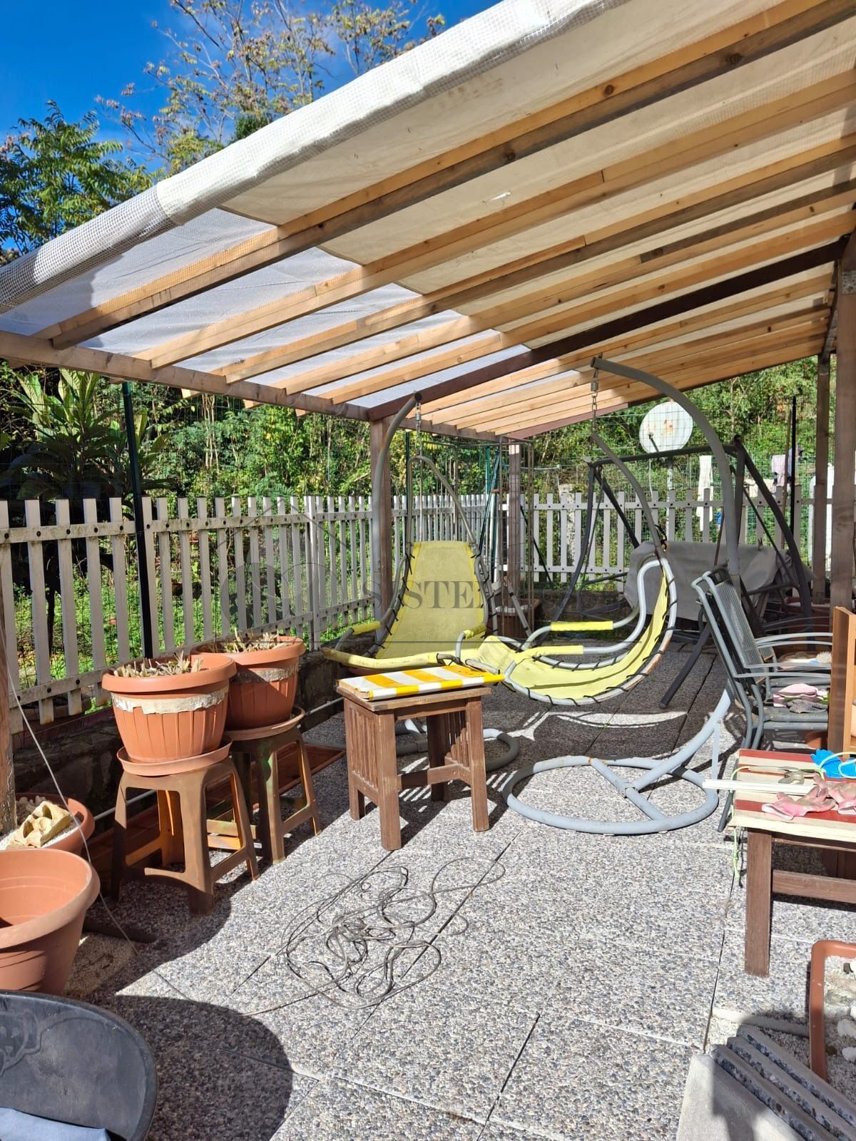 Casa indipendente con giardino a Follo