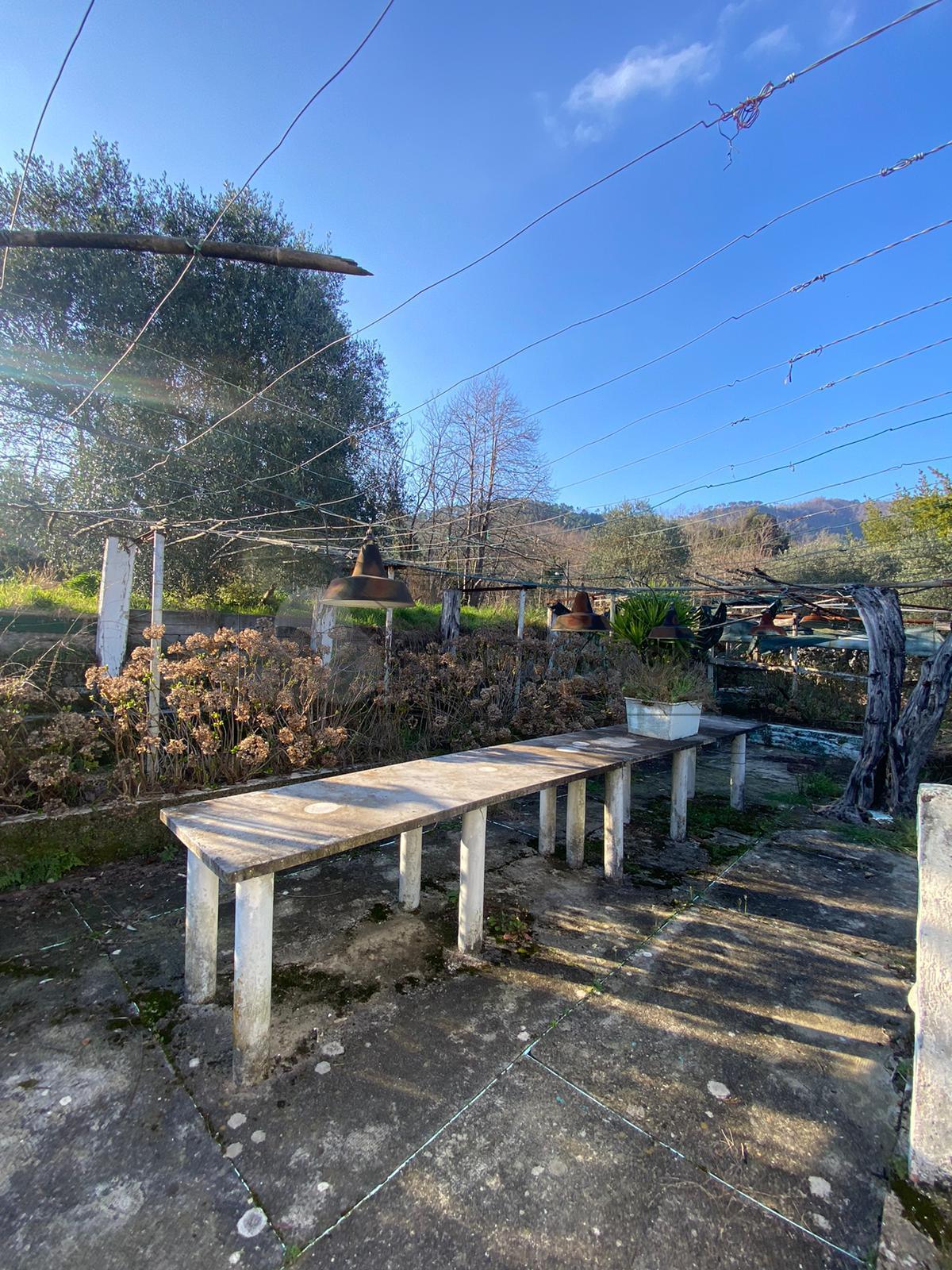 Casa indipendente da ristrutturare in via san rocco 9, Follo
