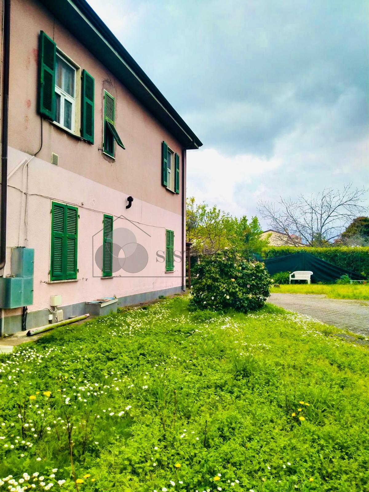 Casa indipendente con giardino in via della crociata snc, Sarzana