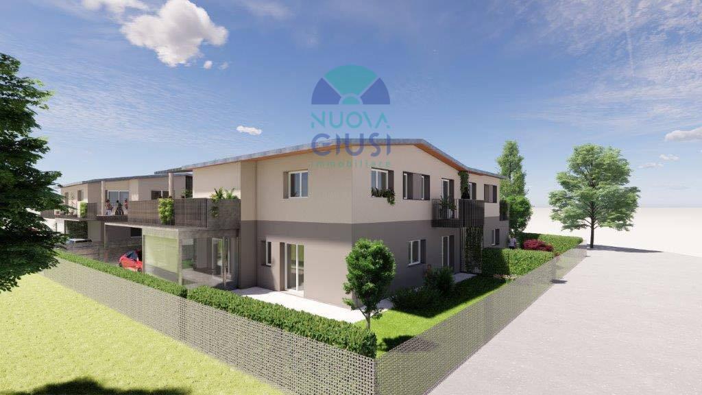 Quadrilocale con giardino a Staranzano