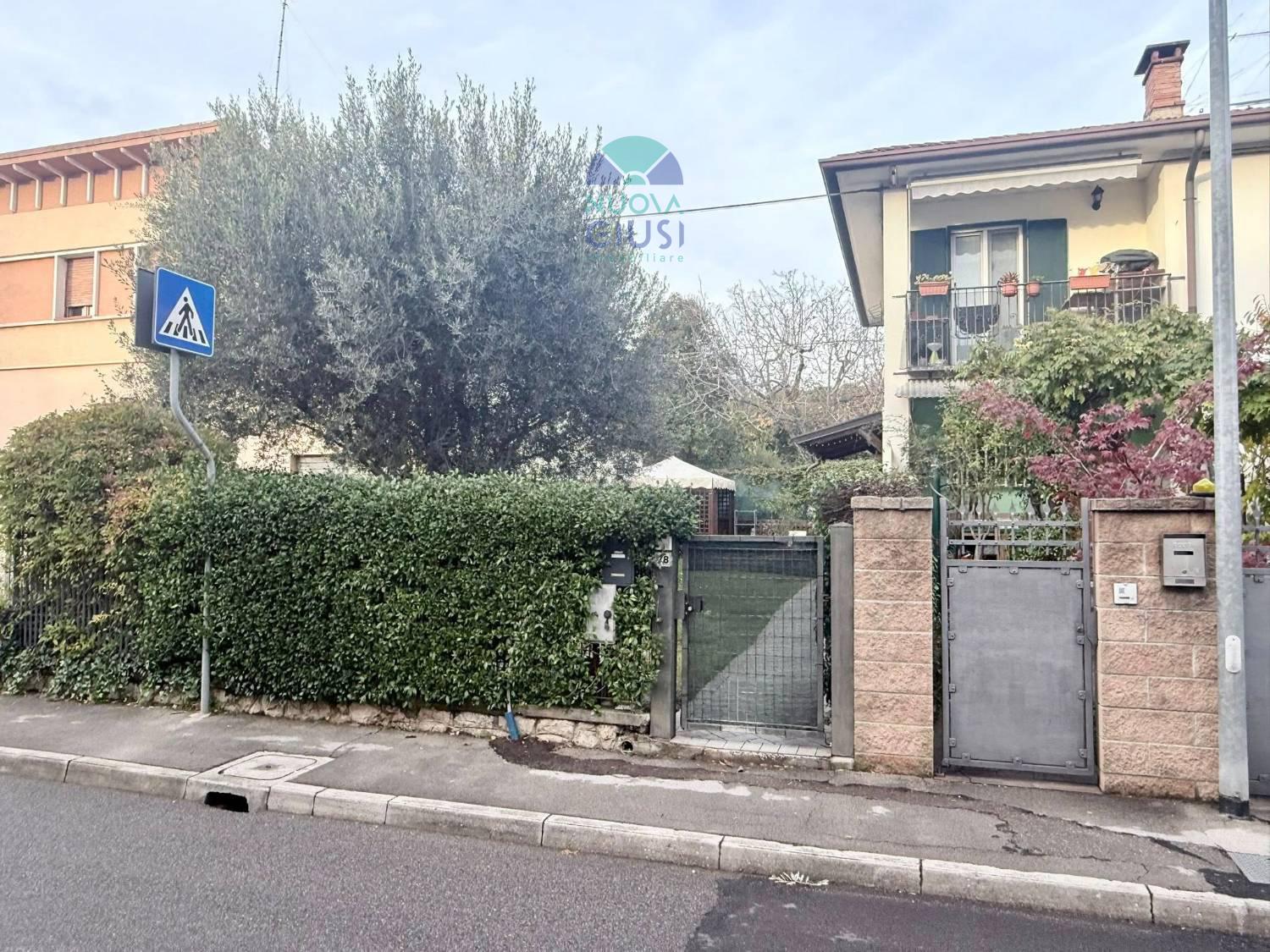 Trilocale con giardino a Monfalcone