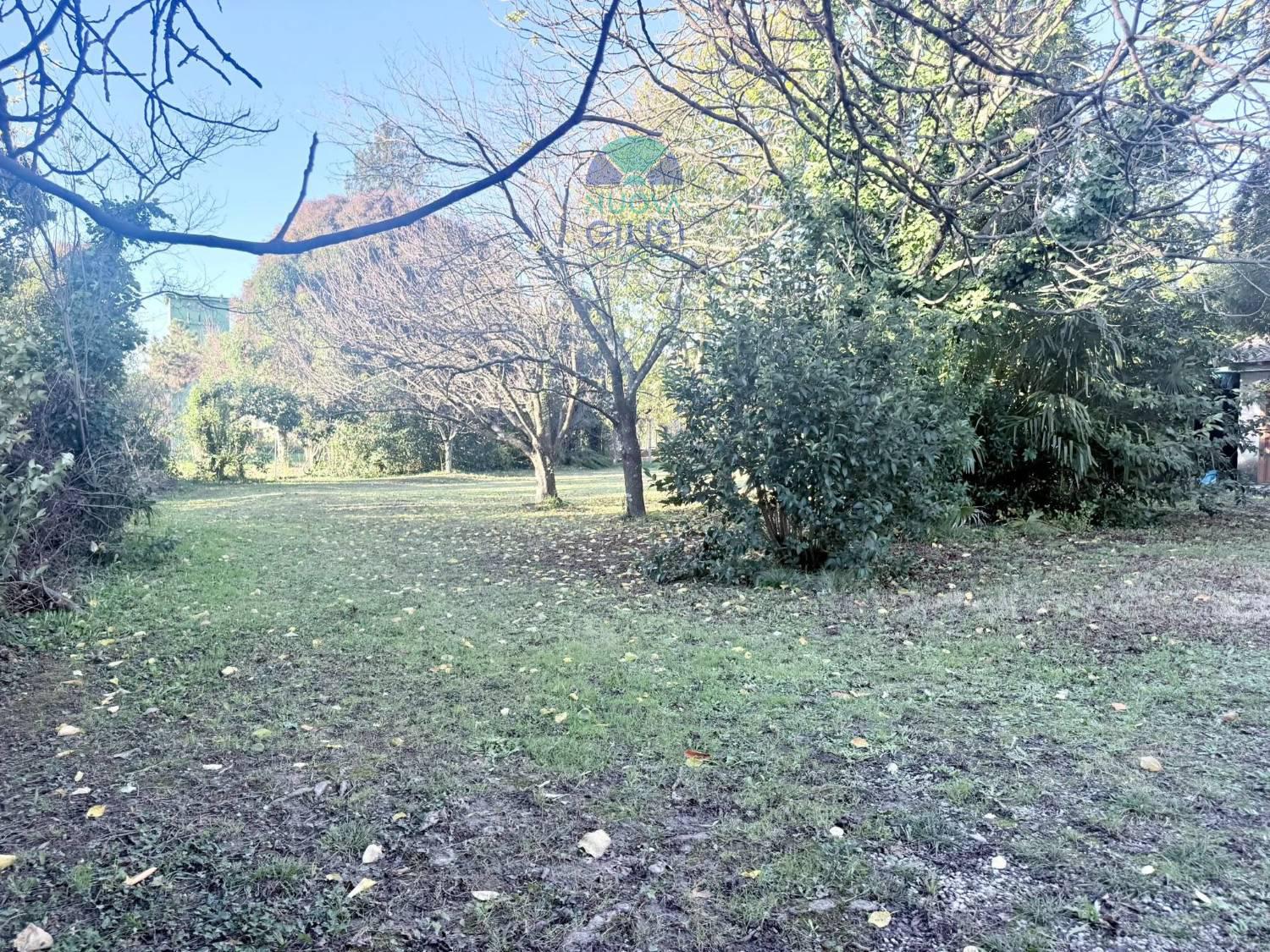 Casa indipendente con giardino a Fiumicello Villa Vicentina