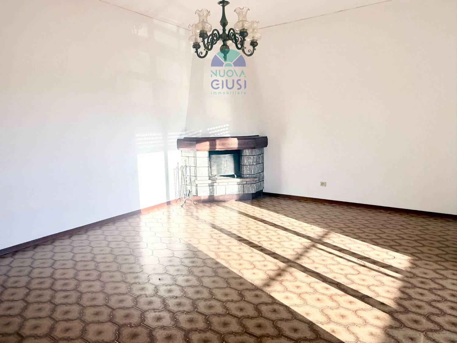 Casa indipendente con giardino a Fiumicello Villa Vicentina