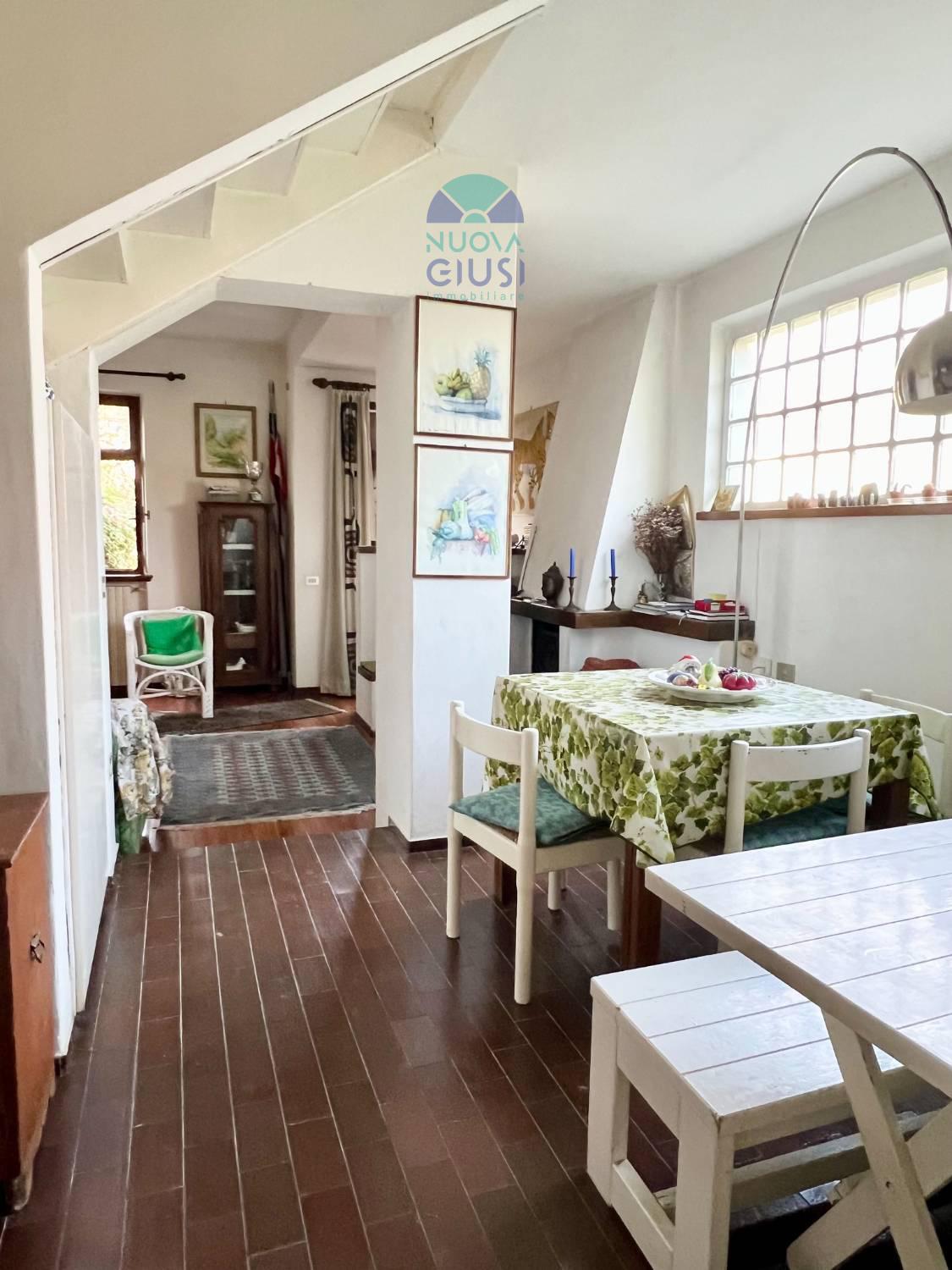 Villa Bifamiliare con giardino a Turriaco