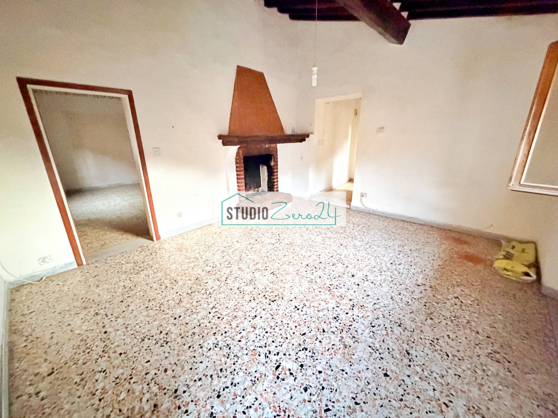 Appartamento in vendita a Seravezza, Centro