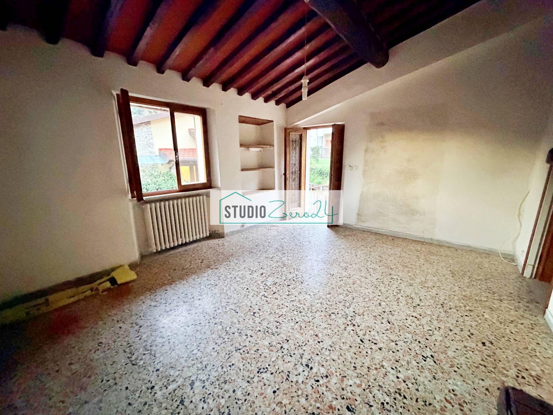 Appartamento in vendita a Seravezza, Centro