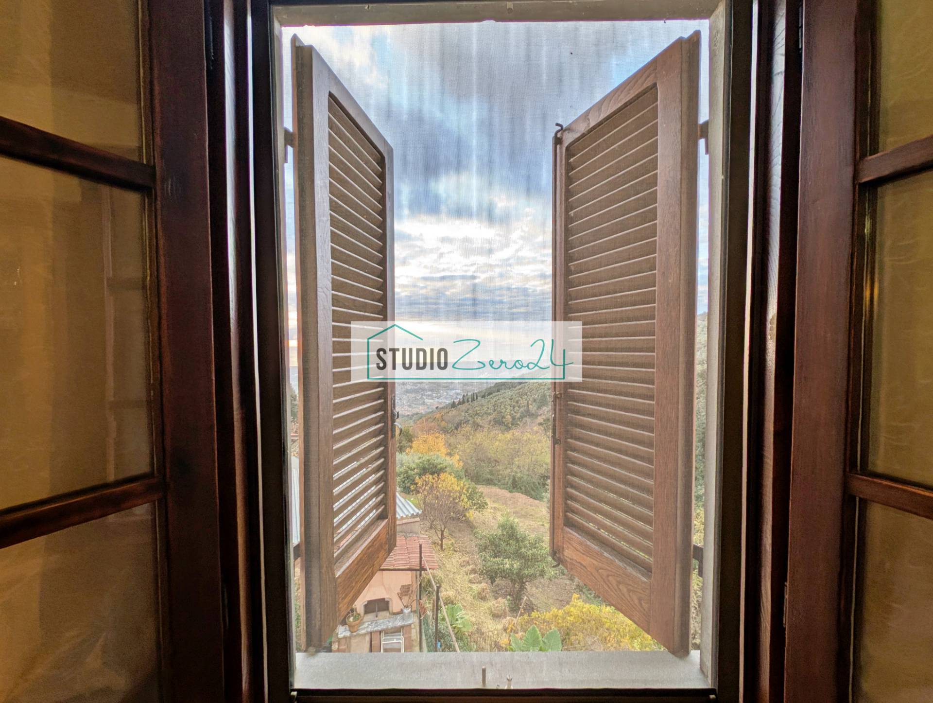 Casa semi indipendente in affitto a Pietrasanta, Capezzano Monte