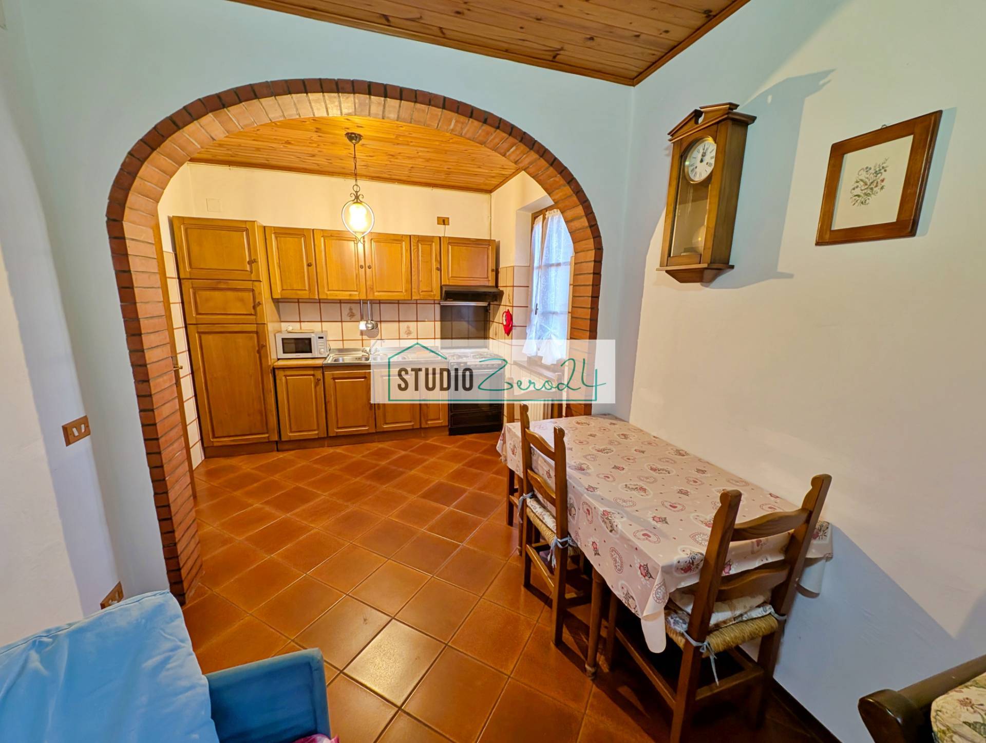 Casa semi indipendente in affitto a Pietrasanta, Capezzano Monte