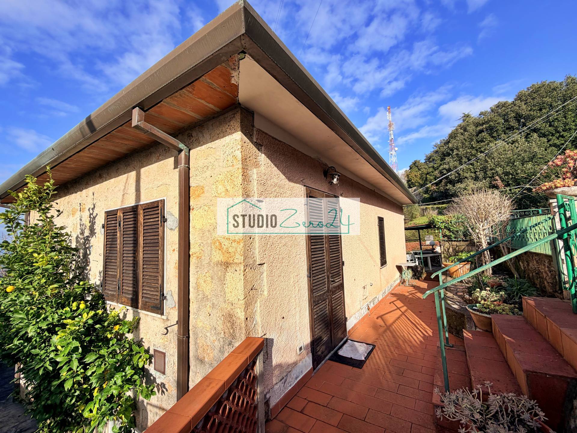 Casa semi indipendente in vendita a Pietrasanta, Capriglia