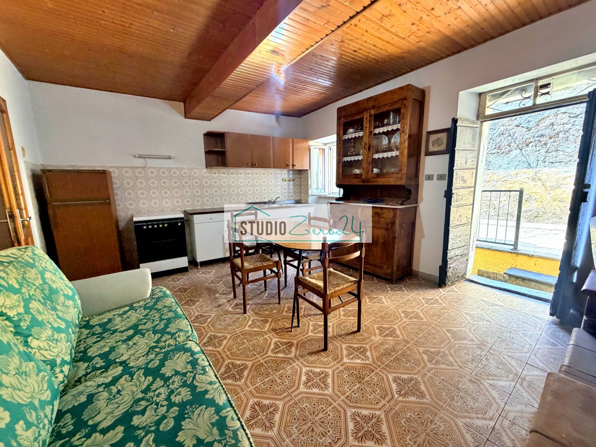 Casa semi indipendente in vendita a Seravezza, Azzano