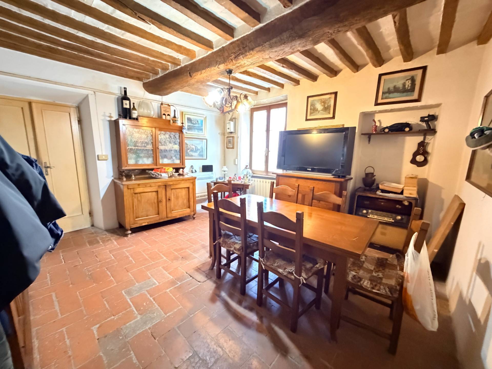 Cascina/Casale/Masseria in vendita a Pietrasanta, Traversagna