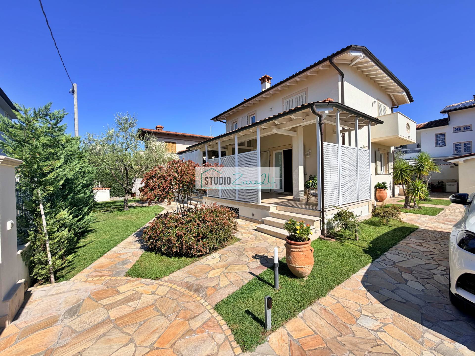 Villa in vendita a Pietrasanta, Marina di Pietrasanta